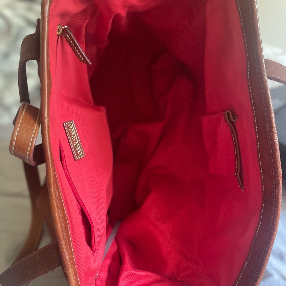 Dooney & Bourke Vintage Rich Brown Leather Tote - Picture 13 of 16
